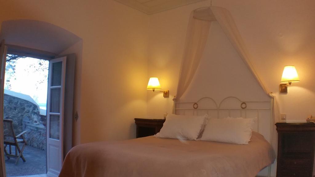 Economou Mansion Lejlighedshotel Spétses Eksteriør billede